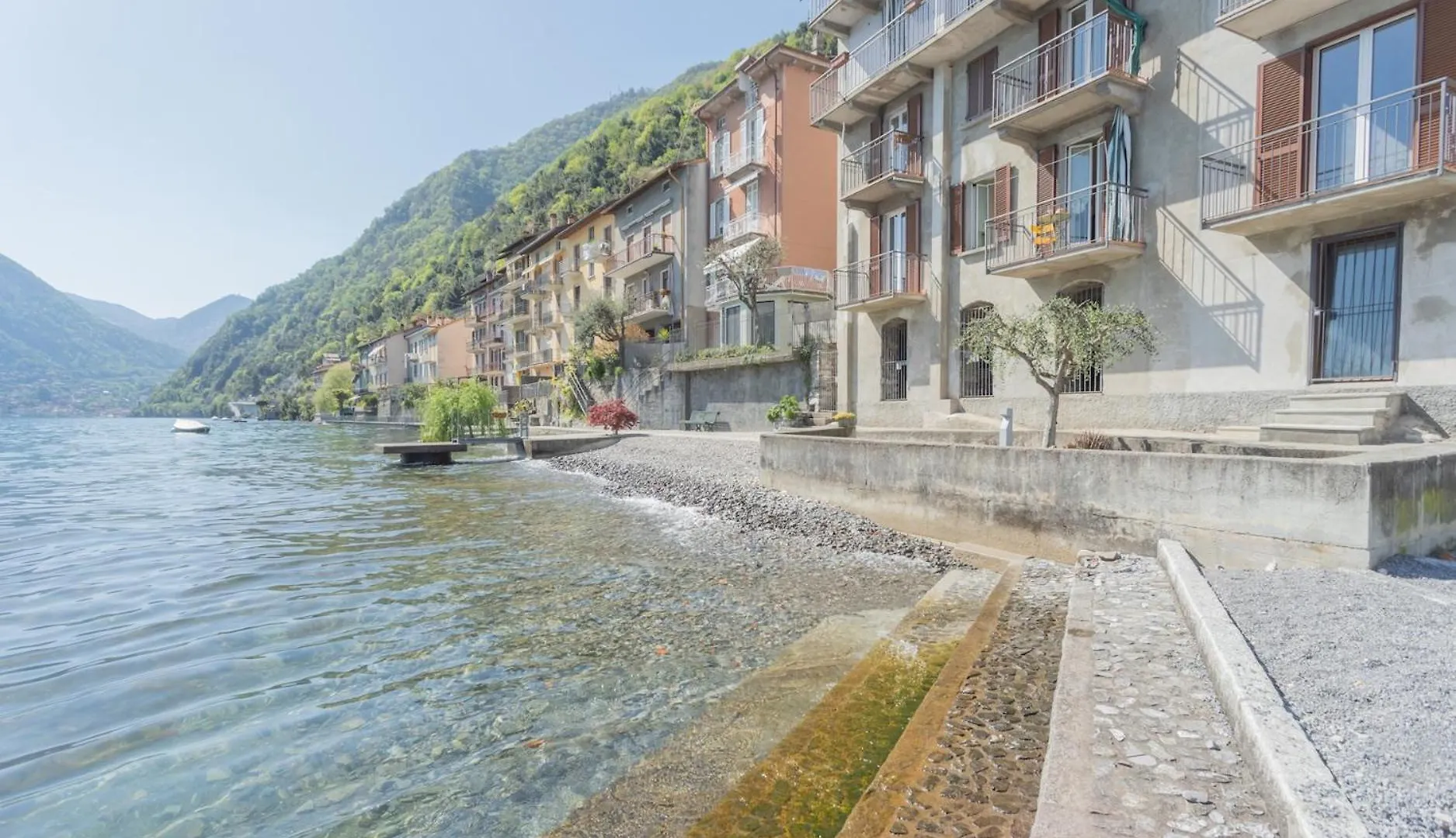 Il Timone By Rent All Como Colonno