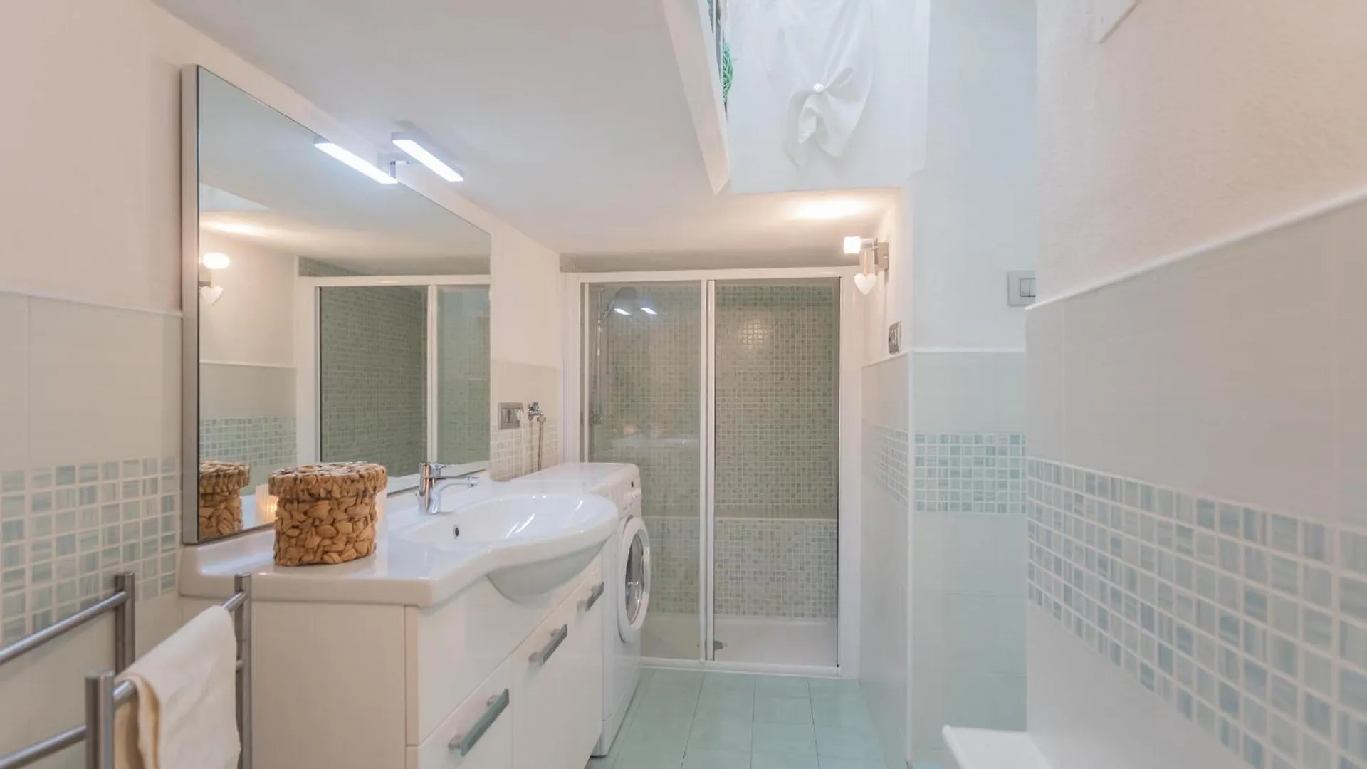 Il Timone By Rent All Como Colonno Apartment